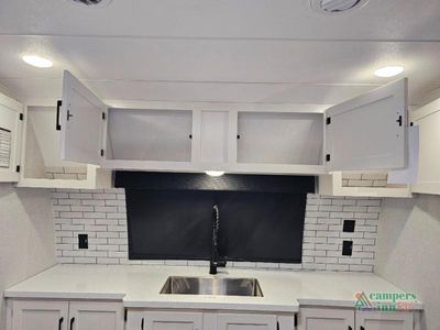 2025 Venture RV SportTrek Touring Edition - Photo 17