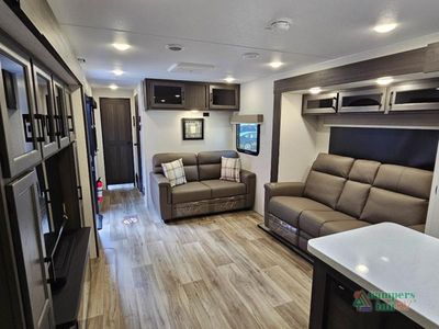2025 Venture RV SportTrek Touring Edition - Photo 35
