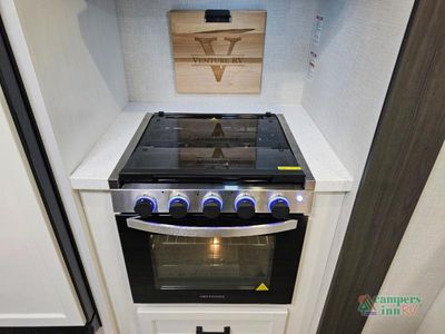 2025 Venture RV SportTrek Touring Edition - Photo 24