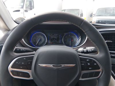 2023 Chrysler Voyager - Photo 12