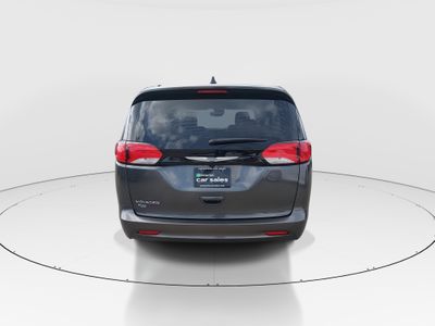 2023 Chrysler Voyager - Photo 6