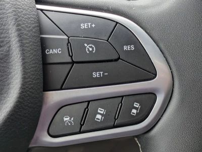 2024 Chrysler Pacifica Hybrid — photo 26 view