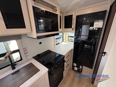 2026 Forest River RV Surveyor Legend - Photo 8
