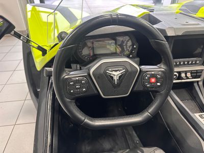 2023 Slingshot Slingshot SL - AutoDrive - Photo 6