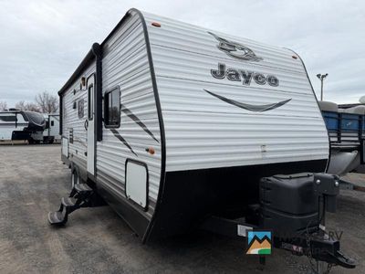 2017 Jayco Jay Flight SLX - Photo 2