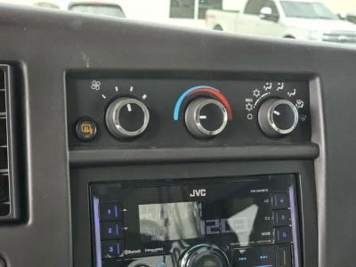 2018 Chevrolet Express 3500 - Photo 17