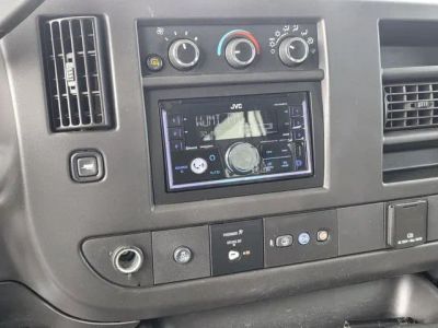 2018 Chevrolet Express 3500 - Photo 6