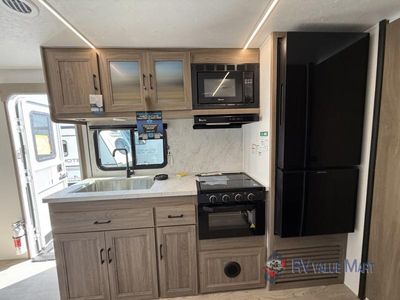 2026 Coachmen RV Freedom Express Ultra Lite - Photo 21