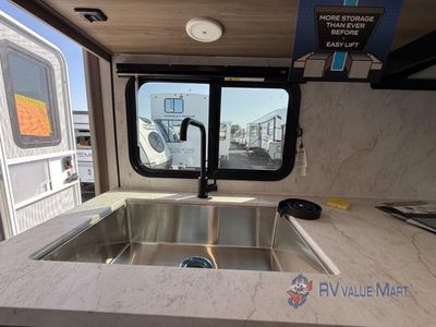 2026 Coachmen RV Freedom Express Ultra Lite - Photo 17