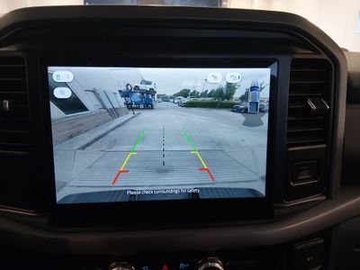 2025 Ford F-150 - Photo 17