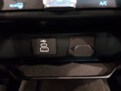 2025 Ford F-150 - Photo 18