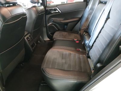 2024 Mitsubishi Outlander — photo 21 view
