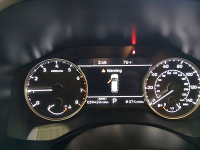 2024 Mitsubishi Outlander — photo 14 view
