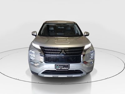 2024 Mitsubishi Outlander — side profile view