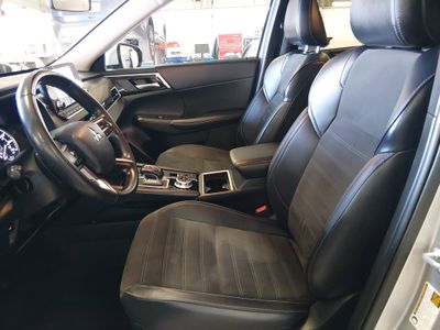 2024 Mitsubishi Outlander — photo 20 view