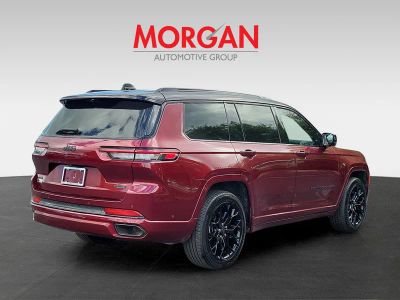 2023 Jeep Grand Cherokee L — engine compartment view