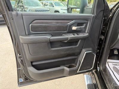 2026 Ram 3500 — photo 16 view