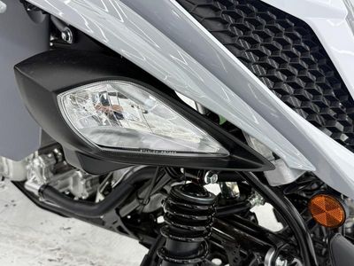 2025 Yamaha Raptor 700 - Photo 11