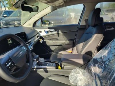 2026 Kia Sportage — photo 8 view