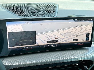2026 BMW i4 — photo 11 view