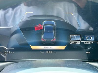 2026 BMW i4 — photo 9 view