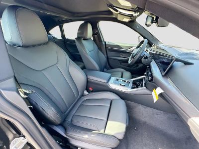 2026 BMW i4 — photo 23 view