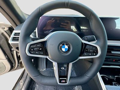 2026 BMW i4 — photo 8 view