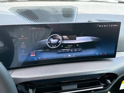 2026 BMW i4 — photo 13 view