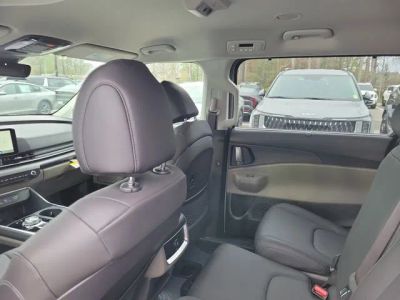 2026 Kia Carnival Hybrid — photo 25 view
