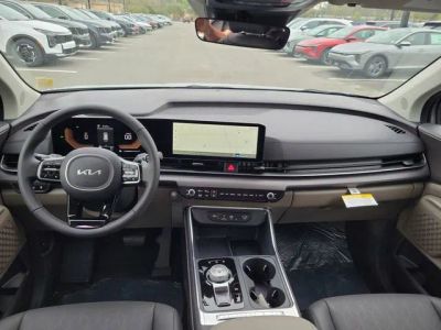 2026 Kia Carnival Hybrid — photo 23 view