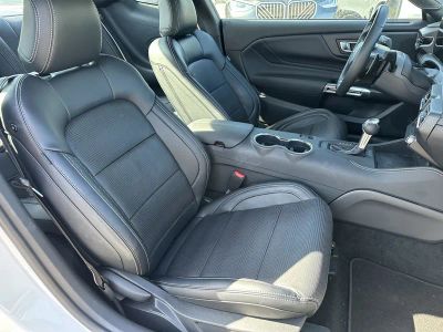 2025 Ford Mustang — photo 30 view