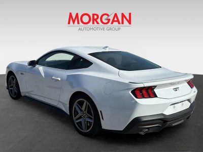 2025 Ford Mustang — photo 7 view