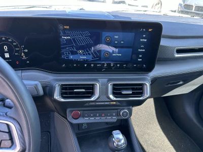 2025 Ford Mustang — photo 18 view
