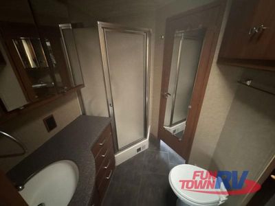 2008 Winnebago Journey - Photo 21