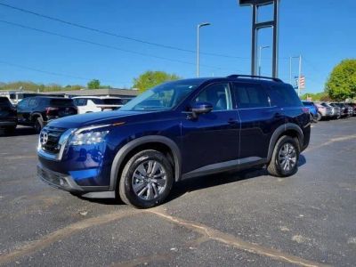 2025 Nissan Pathfinder — interior view
