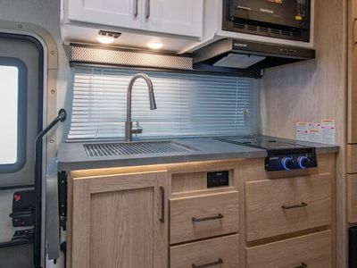 2027 Thor Motor Coach Outlaw Toy Hauler - Photo 13