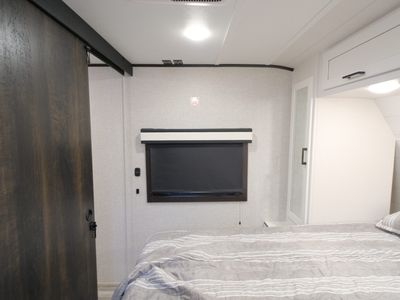 2024 Jayco Jay Feather - Photo 12