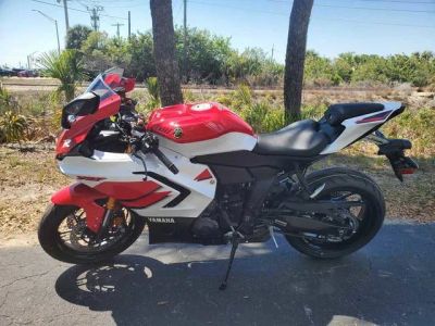 2026 Yamaha YZF-R7 70th Anniversary Edition — front three-quarter view