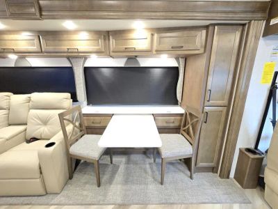 2026 Fleetwood BOUNDER - Photo 14