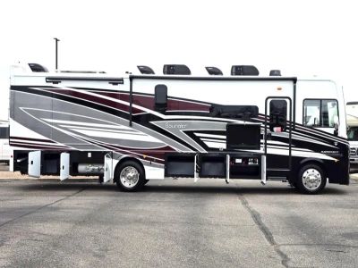 2026 Fleetwood BOUNDER - Photo 25