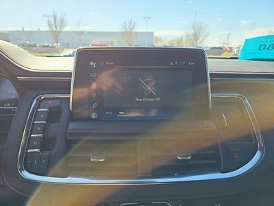 2024 Chevrolet Tahoe — photo 11 view