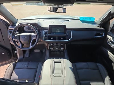 2024 Chevrolet Tahoe — photo 12 view