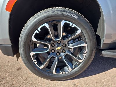 2024 Chevrolet Tahoe — photo 16 view