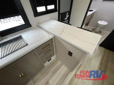 2026 Forest River RV Wildwood Heritage Glen Hyper-Lyte - Photo 19