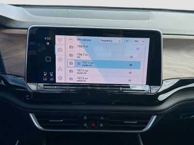 2026 Volkswagen Atlas — photo 12 view