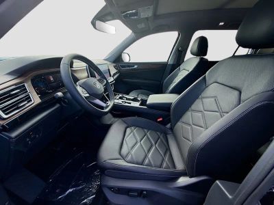 2026 Volkswagen Atlas — photo 16 view