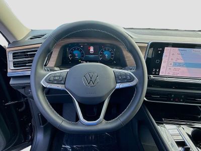 2026 Volkswagen Atlas — photo 10 view