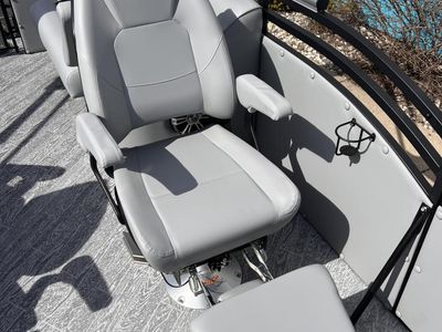 2025 JC TriToon NEPTOON 23TT SPORT - Photo 13