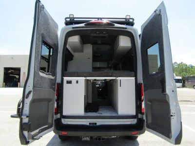 2026 Grand Design LINEAGE SERIES VT - Photo 2