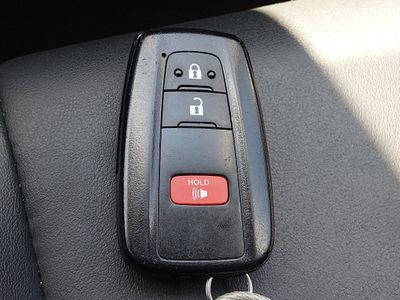 2024 Toyota RAV4 - Photo 15